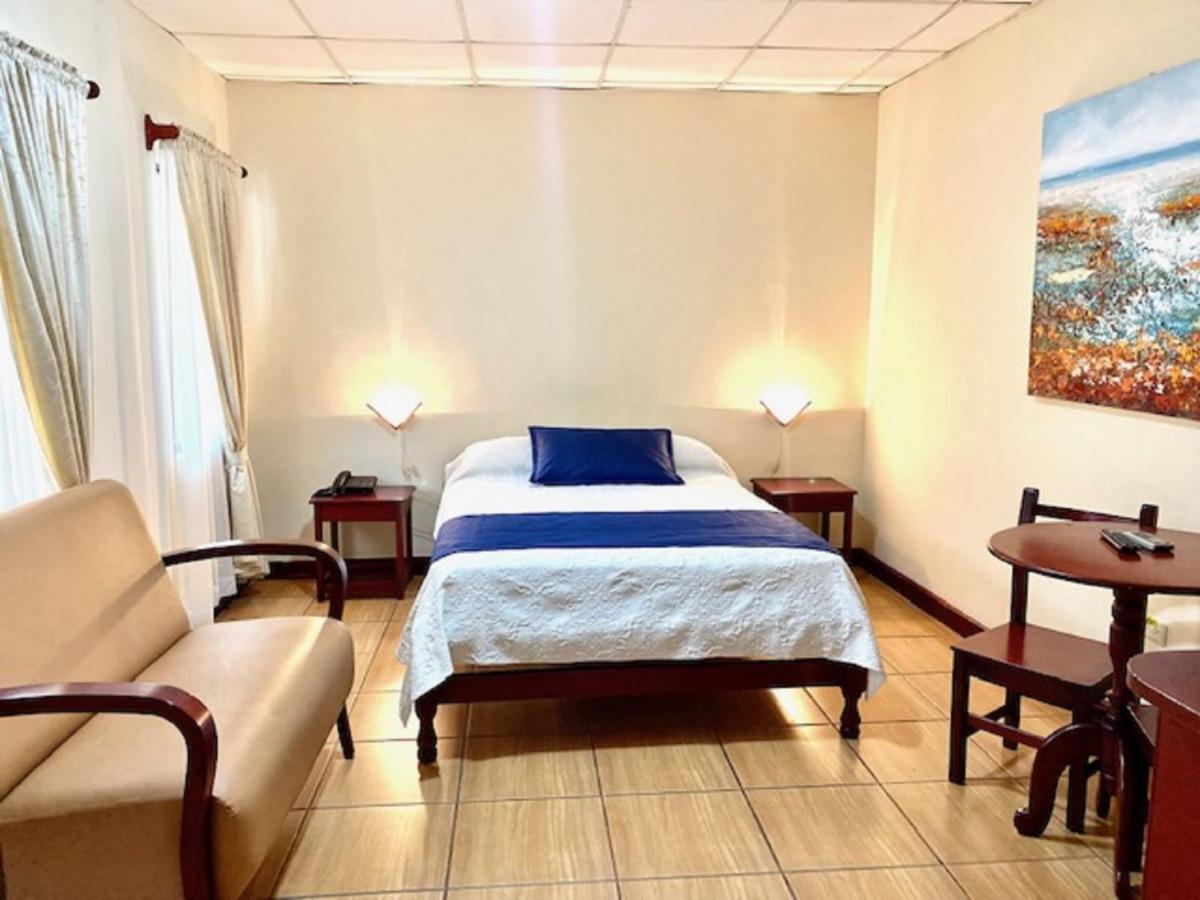 Hotel D'Mario Lago Agrio Экстерьер фото