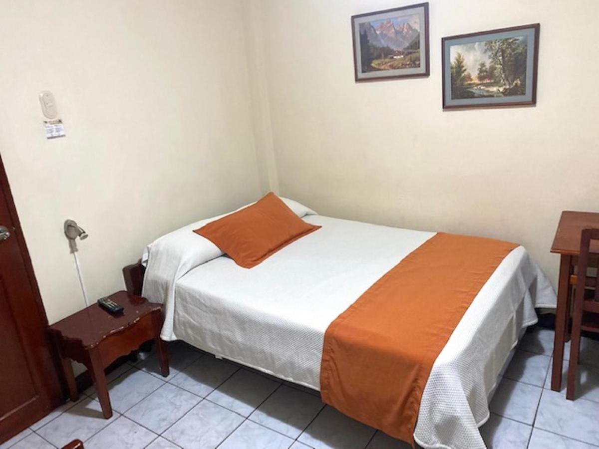 Hotel D'Mario Lago Agrio Экстерьер фото